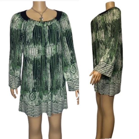 Beige By Eci Dress Mini Mod Tunic Boho Retro Green Black bell sleeves size M - Picture 1 of 14